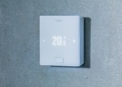 Rehau NEA SMART 2.0 Oda Termostatı HRW Sıcaklık/Nem ölçer Kablosuz Beyaz